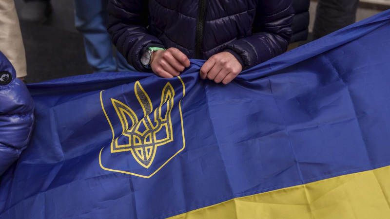 "Унижение". Экс-премьер Украины раскритиковал подписание сделки с США